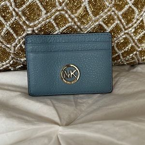 Michael Kors leather card case holder with 4 outside slots for cards & 1 center